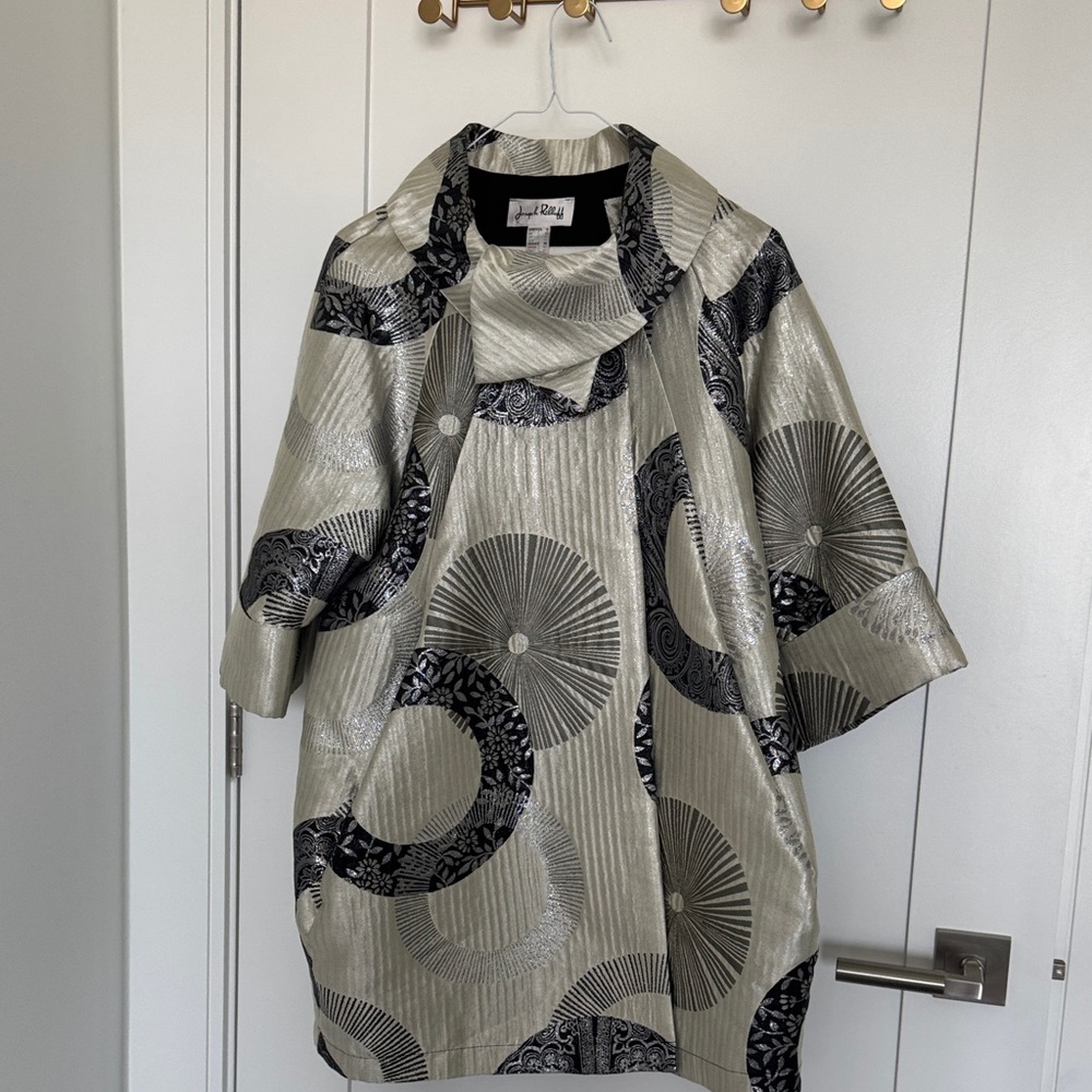 Joseph Ribkoff Silver and Black Utility Jacket beautiful when you try it